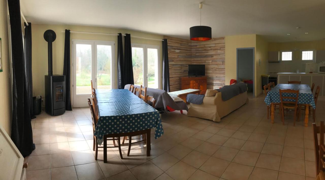 Complexe Des Oustalous Hotel Les Cabannes  Bagian luar foto